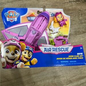 New in Box PAW Patrol Skye Air Rescue Hero Claw Jet